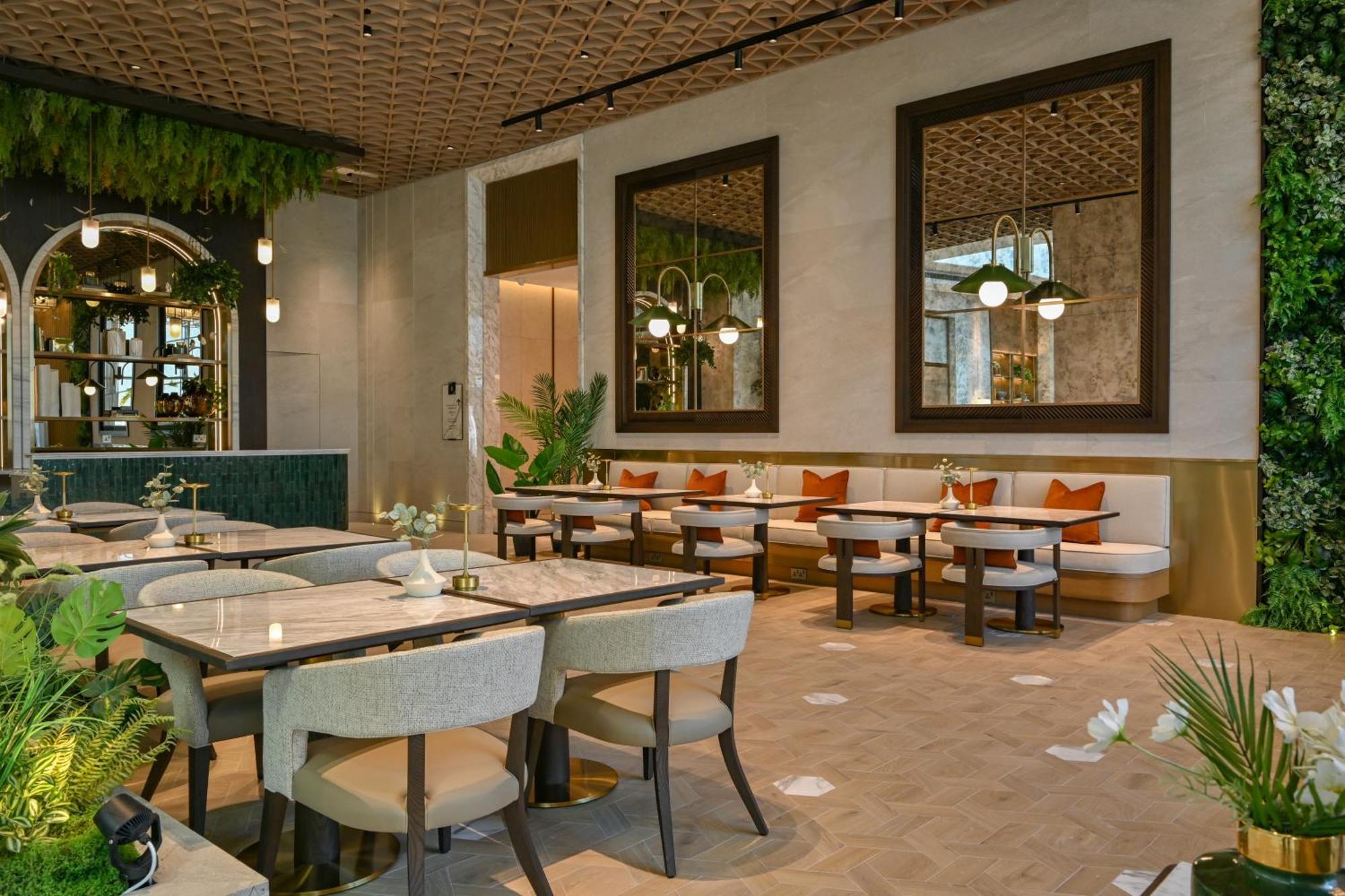 Onyx Rotana Manama Exterior foto The interior of the restaurant