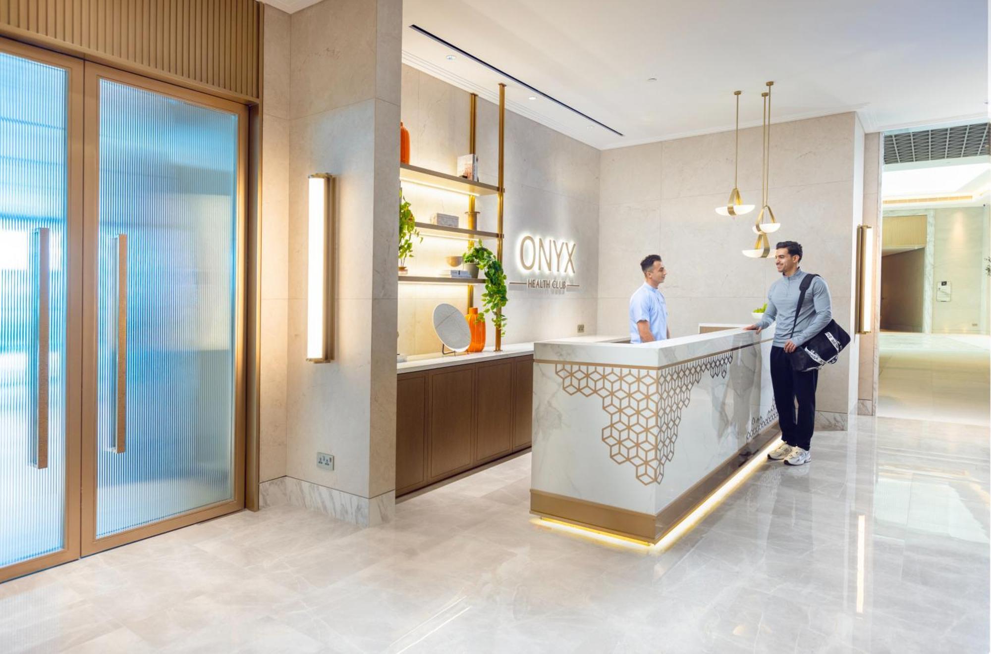 Onyx Rotana Manama Exterior foto OMNI business lounge at Dubai International Airport