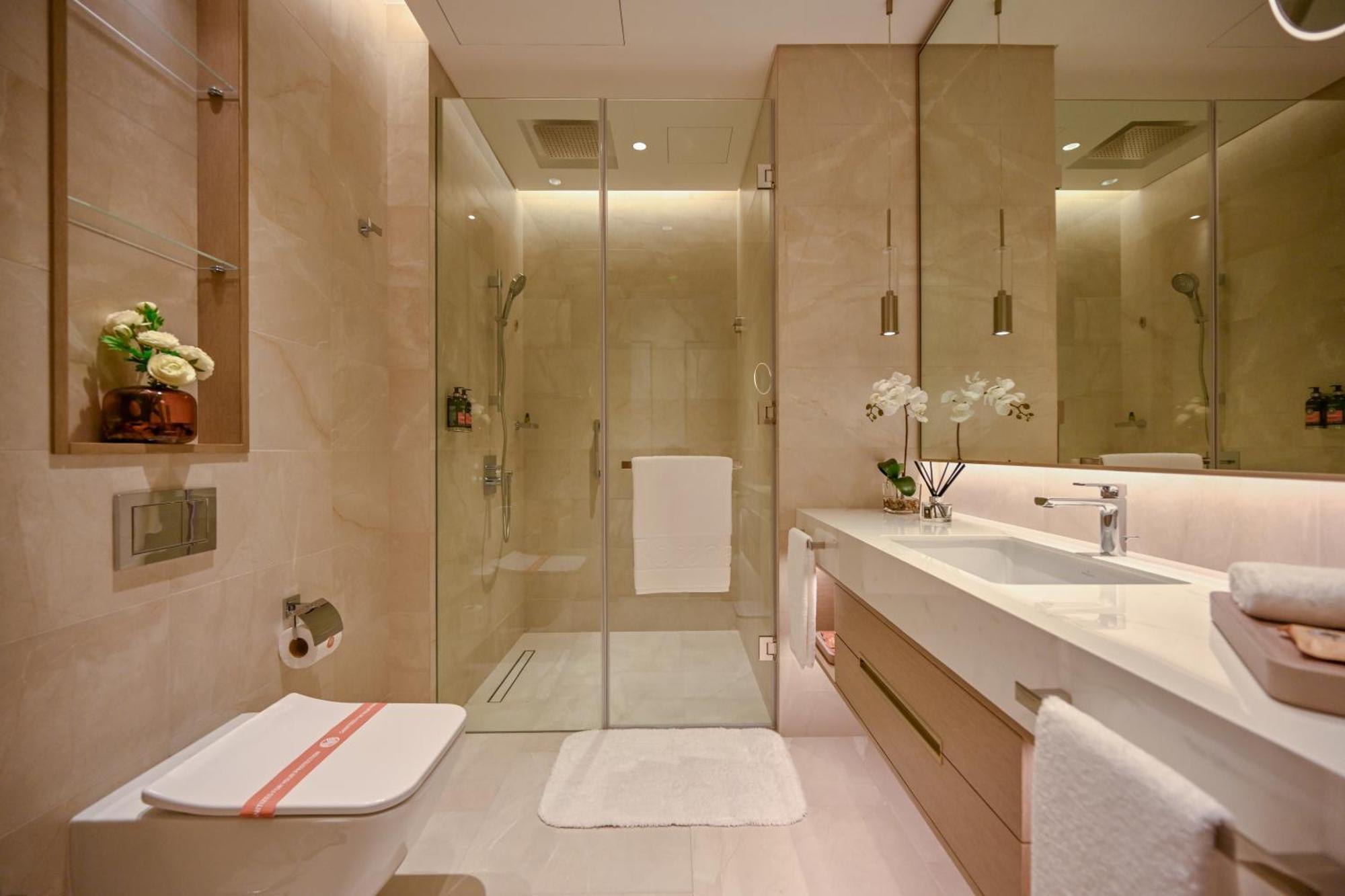 Onyx Rotana Manama Exterior foto Bathroom