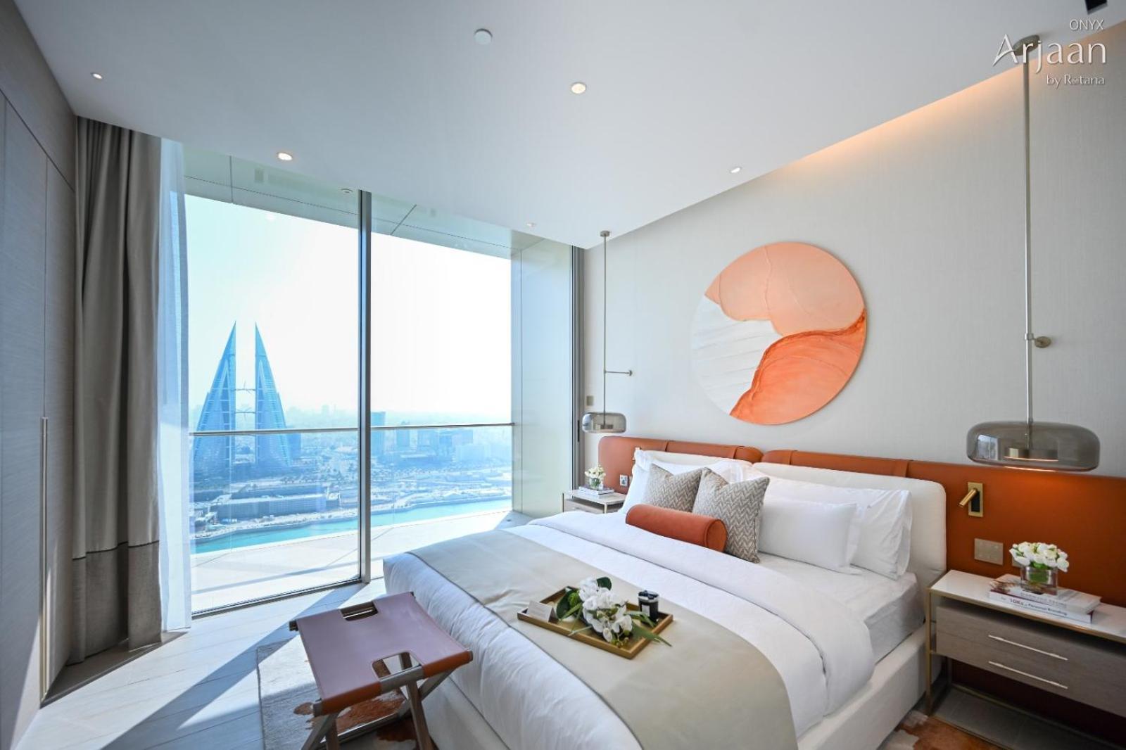 Onyx Rotana Manama Exterior foto A bedroom at the Address Downtown Hotel